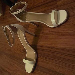 White Heel